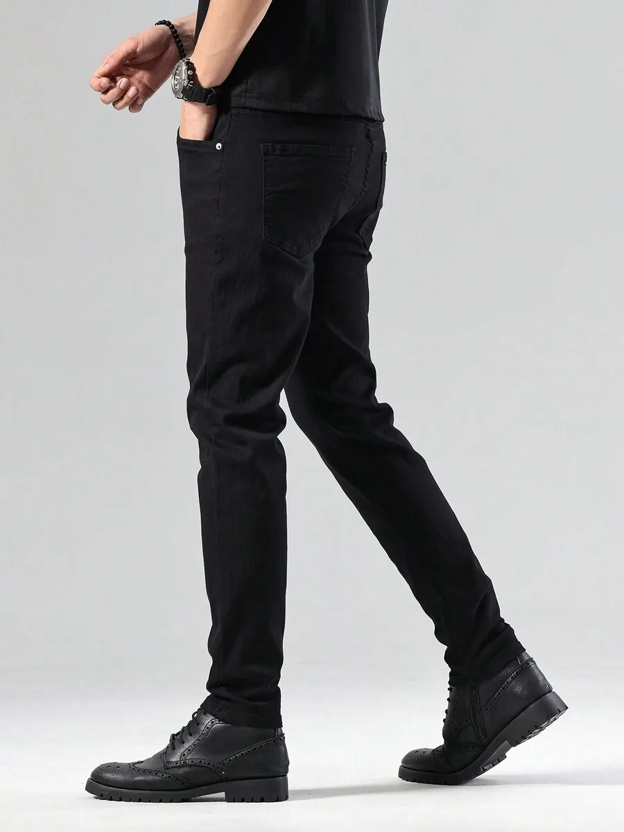Men Solid Color Slim Fit Black Denim Jeans Casual Straight Leg Pants For Daily Wear
Men Solid Color Slim Fit Black Denim Jeans Casual Straight Leg Pants For Daily Wear