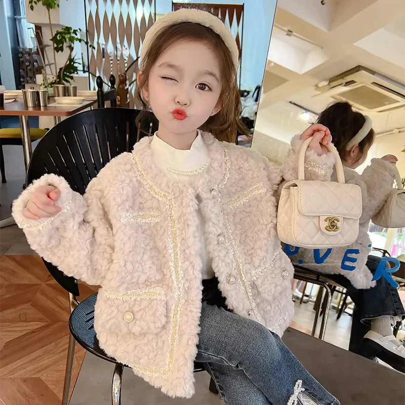 Coat Girl Autumn Loose New Baby Lamb Wool Tops Spring Children Sweater Simple 2024 Round Collar Loose Open Stitch
Coat Girl Autumn Loose New Baby Lamb Wool Tops Spring Children Sweater Simple 2024 Round Collar Loose Open Stitch