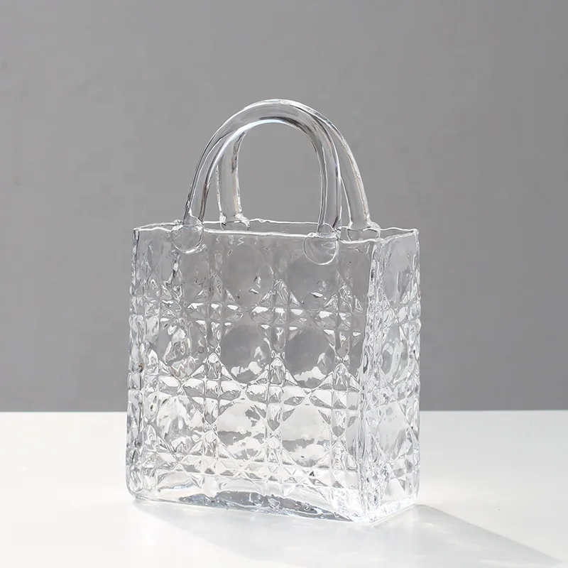 Cuboid Hand Bag Vase Modern Flower Arrangement Purse Vase Unique Fishbowl Table Decor Gift Diamond Pattern Glass Vases
Cuboid Hand Bag Vase Modern Flower Arrangement Purse Vase Unique Fishbowl Table Decor Gift Diamond Pattern Glass Vases