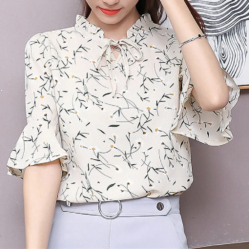 Women's Loose Pullover Round Neck Temperament Commuter Print Flared Sleeve Chiffon Tops
Women's Loose Pullover Round Neck Temperament Commuter Print Flared Sleeve Chiffon Tops