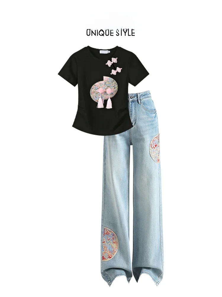 New Chinese Sle Embroidered ort Sve Top And Light Blue Jeans plus Size Faion Set for Young Women Summer Collection
New Chinese Sle Embroidered ort Sve Top And Light Blue Jeans plus Size Faion Set for Young Women Summer Collection