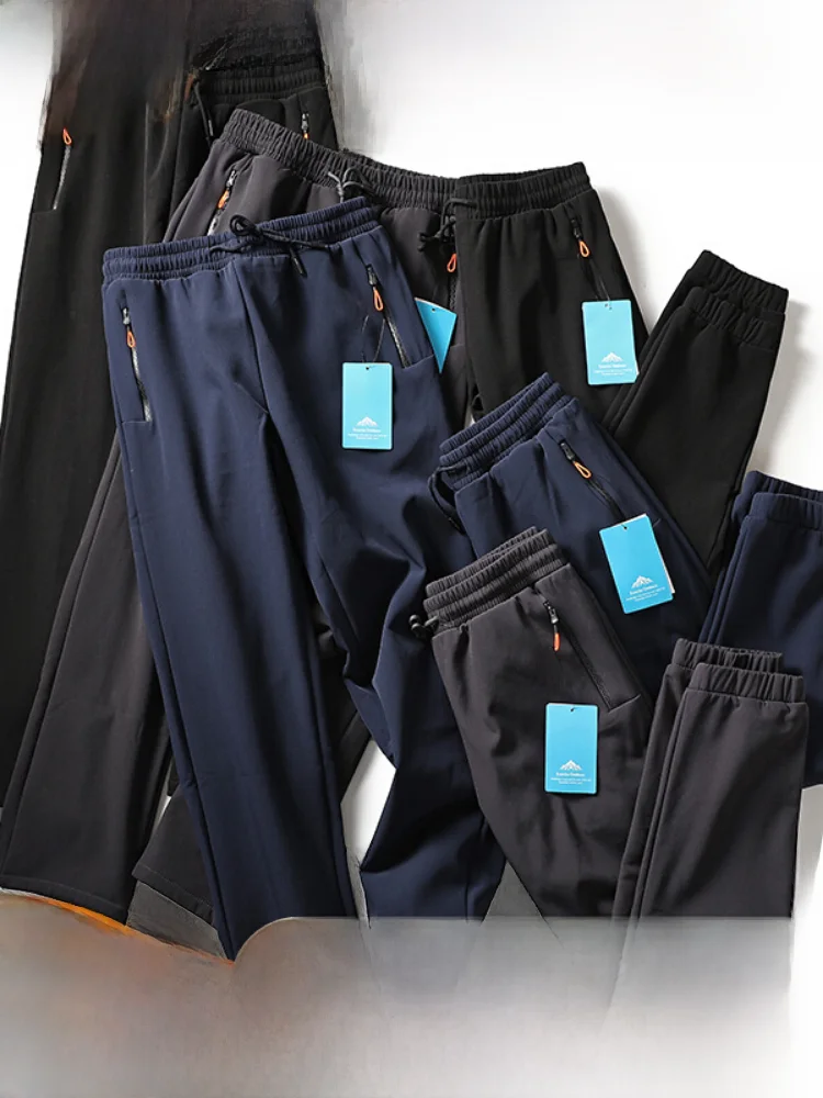 Зимние теплые водонепроницаемые ветрозащитные мягкие спортивные брюки свободного кроя для мужчин, универсальные повседневные брюки, молодежная мода
Зимние теплые водонепроницаемые ветрозащитные мягкие спортивные брюки свободного кроя для мужчин, универсальные повседневные брюки, молодежная мода