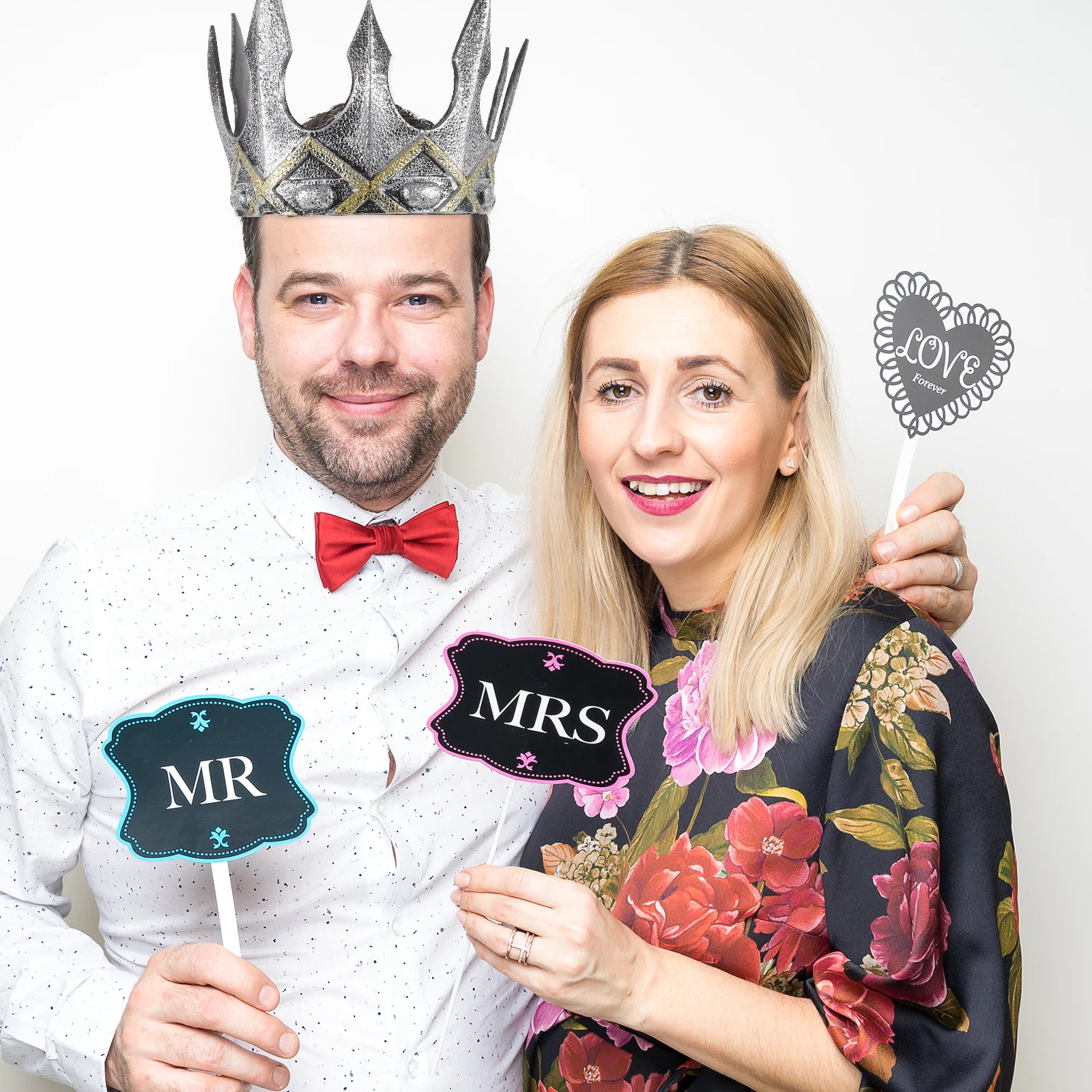 Retro Crown Props 68 Crowns Men Party Stage Performance Hair Decor Cosplay Headdress King Costume Accessories
Retro Crown Props 68 Crowns Men Party Stage Performance Hair Decor Cosplay Headdress King Costume Accessories
