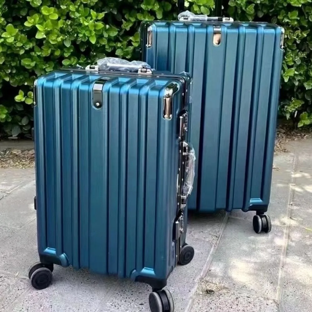 PC luggage, male and female students, password case, suitcase, universal wheel, large-capacity aluminum frame trolley case.
PC luggage, male and female students, password case, suitcase, universal wheel, large-capacity aluminum frame trolley case.