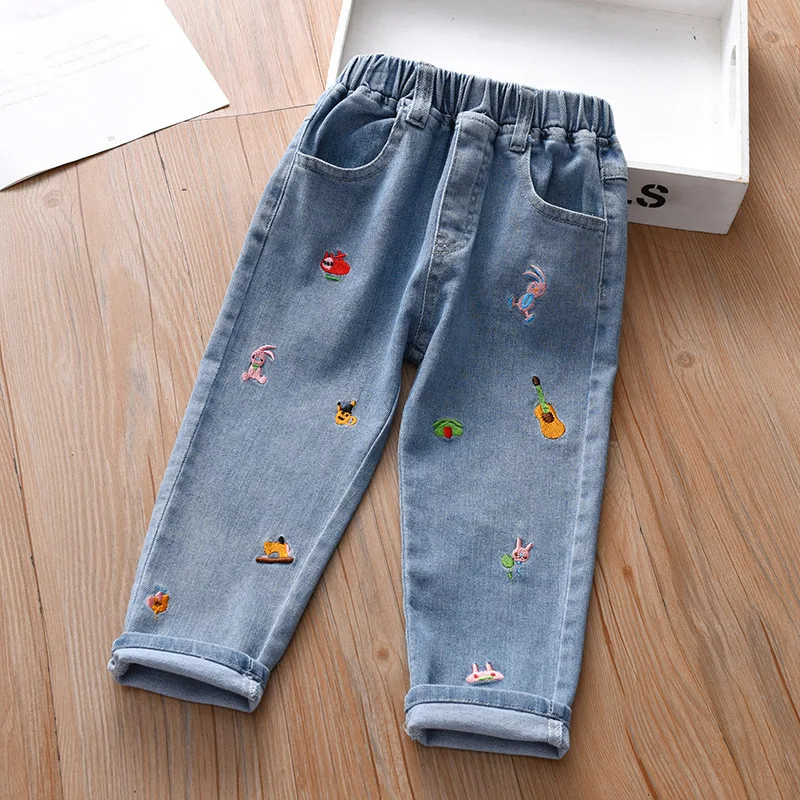 Girls jeans children's clothing autumn clothing new baby foreign fashionable trousers spring and autumn casual children's pants
Girls jeans children's clothing autumn clothing new baby foreign fashionable trousers spring and autumn casual children's pants
