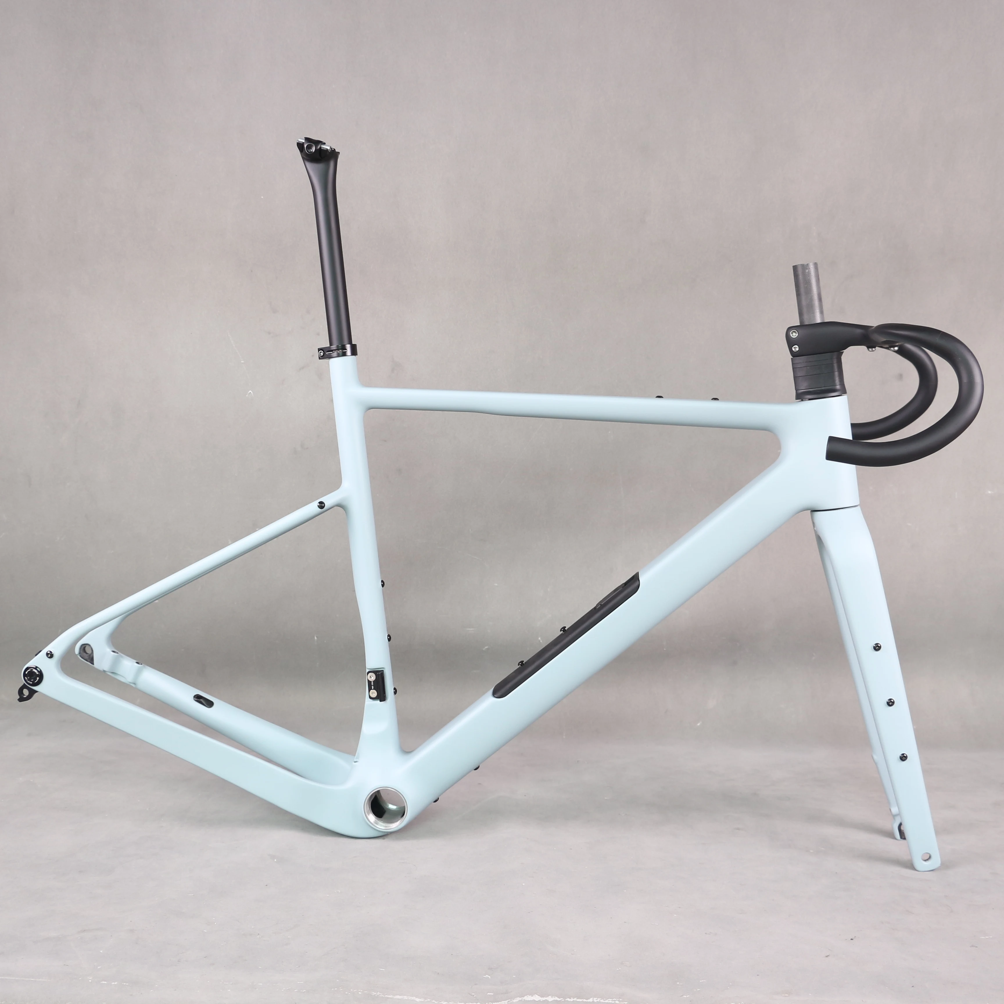 new GR201 Carbon Gravel Bike Frame 700C*47C UDH Hanger Full Internal Cable Disc Brake Gravel Bicycle Frameset Storage Box
new GR201 Carbon Gravel Bike Frame 700C*47C UDH Hanger Full Internal Cable Disc Brake Gravel Bicycle Frameset Storage Box
