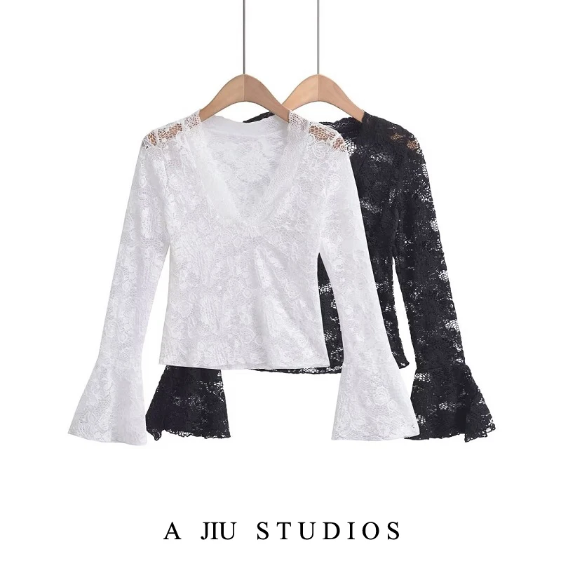 Pure Desire Sexy Long Sve Lace See tough T irt Women's Slim Fit ort Sle Layered Wear Inner Top French Sle Bell S...
Pure Desire Sexy Long Sve Lace See tough T irt Women's Slim Fit ort Sle Layered Wear Inner Top French Sle Bell S...