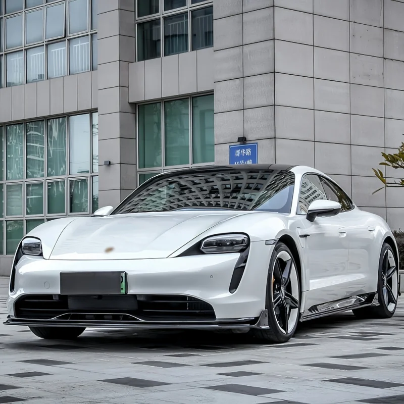 Car Modification PK Style Dry Carbon Fiber Side Skirt Edge Turbulence Suitable For Porsche Taycan
Car Modification PK Style Dry Carbon Fiber Side Skirt Edge Turbulence Suitable For Porsche Taycan