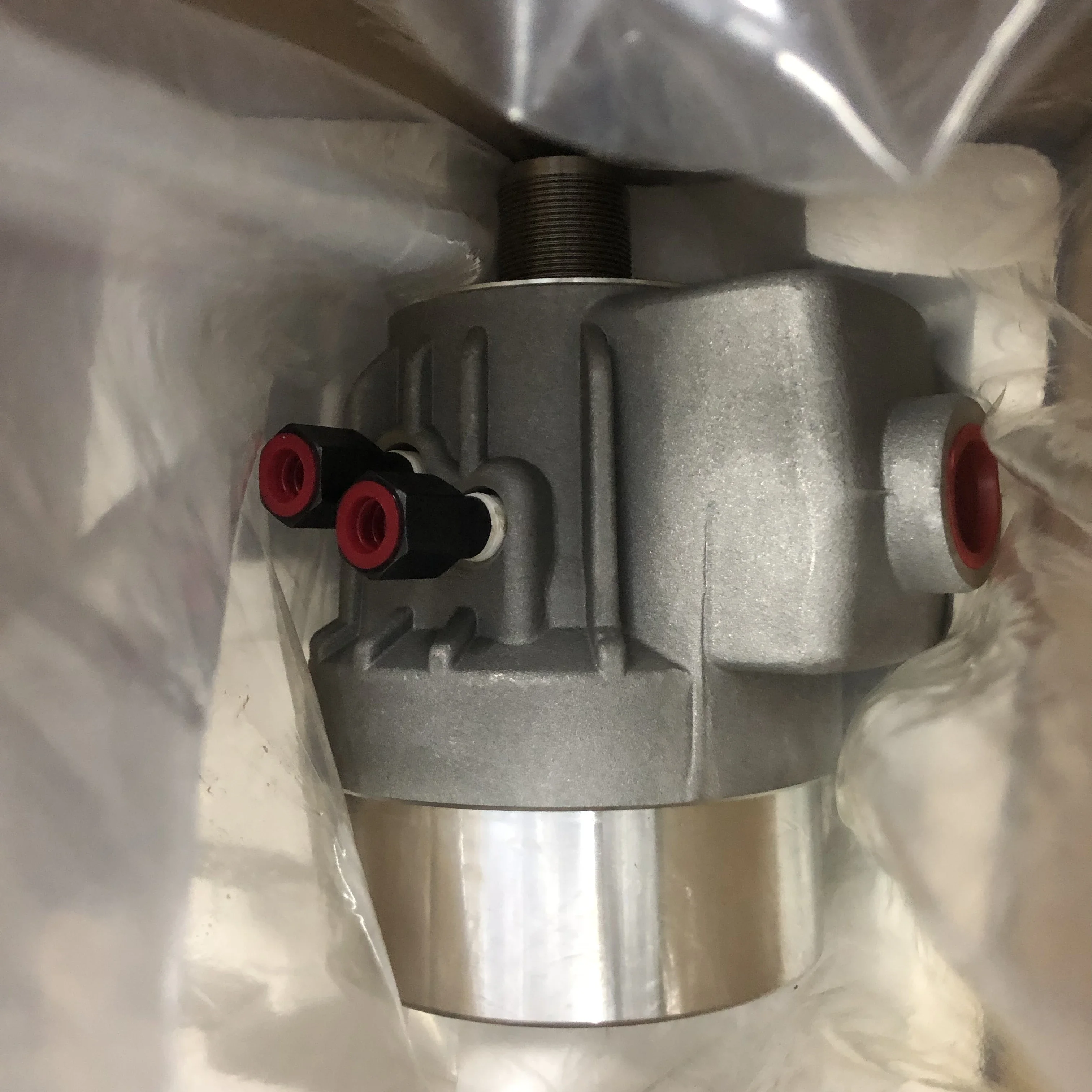 CNC lathe hydraulic chuck hydraulic cylinder rotary cylinder TH type hollow rotary cylinder 1291
CNC lathe hydraulic chuck hydraulic cylinder rotary cylinder TH type hollow rotary cylinder 1291