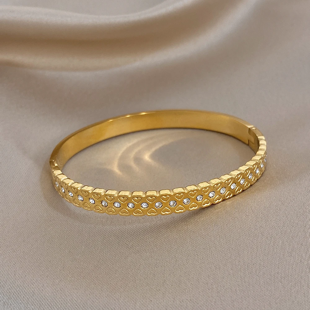 Vintage Small Heart Stainless Steel Bangle for Women Rhinestone Golden Waterproof Spring Bracelet Valentine's Day Jewelry Gift
Vintage Small Heart Stainless Steel Bangle for Women Rhinestone Golden Waterproof Spring Bracelet Valentine's Day Jewelry Gift