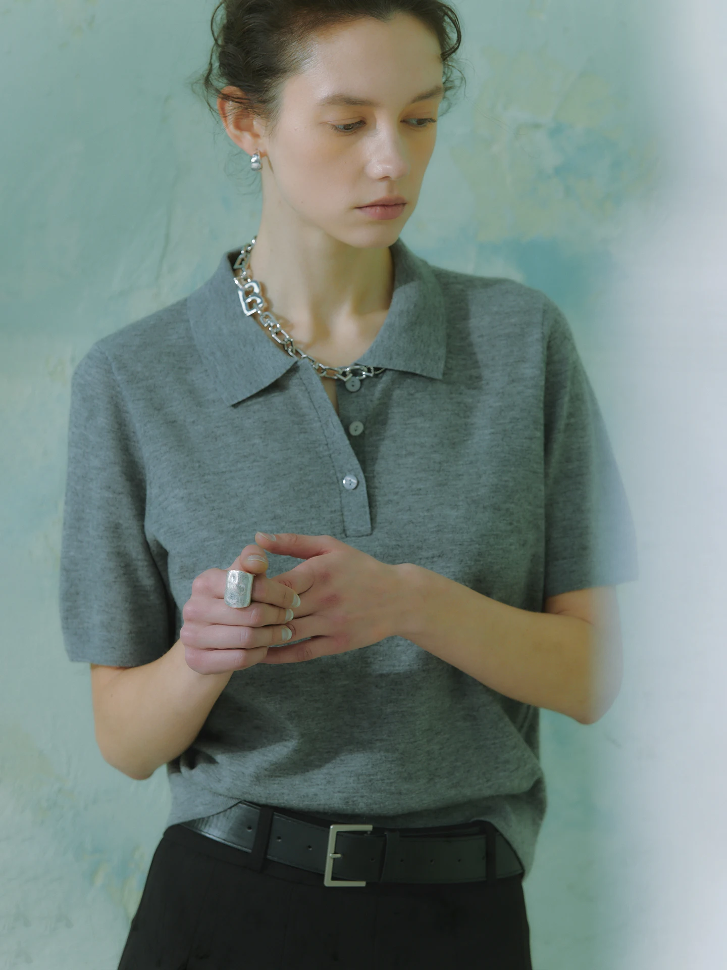 Женский вязаный свитер Oz "Intelligent Simple Weave" из 48-ниточной шерсти, с коротким рукавом, весенняя футболка, мягкий, регулярный крой
Женский вязаный свитер Oz "Intelligent Simple Weave" из 48-ниточной шерсти, с коротким рукавом, весенняя футболка, мягкий, регулярный крой