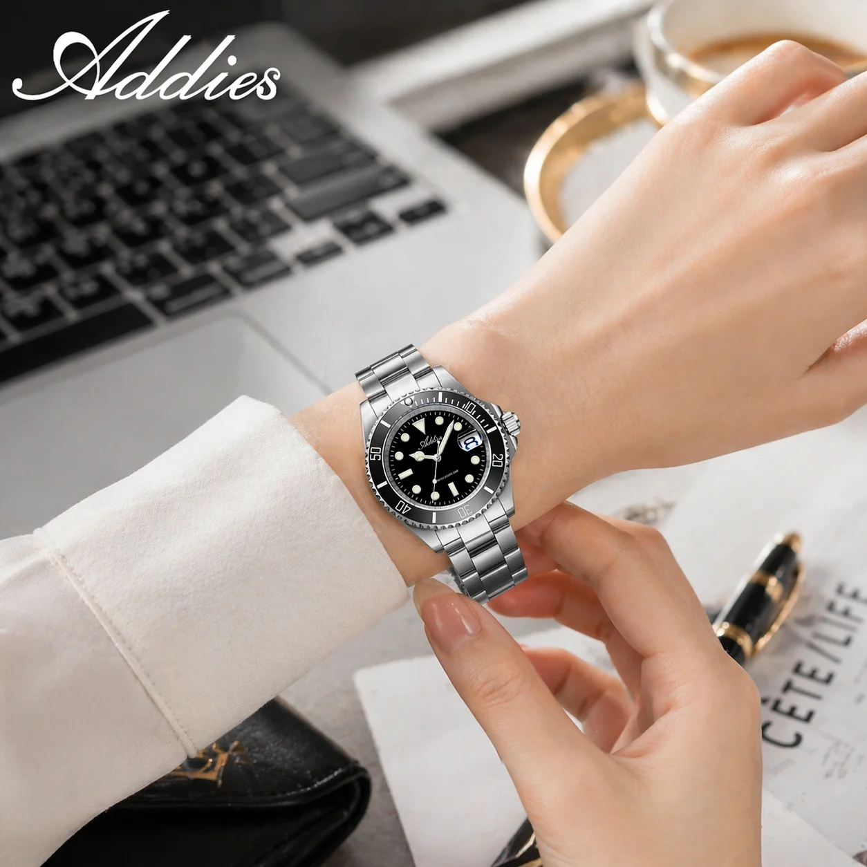 Addies Push Button Hidden Clasp Japan GM12 Quartz Couple's Watch Ceramic Bezel Waterproof Couple's Wristwatch Gift for Couple
Addies Push Button Hidden Clasp Japan GM12 Quartz Couple's Watch Ceramic Bezel Waterproof Couple's Wristwatch Gift for Couple