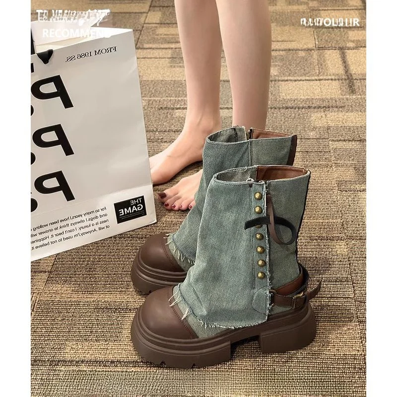 2025 Autumn Winter Thick Bottom Short Boots Women's Design Sensation Small Crowd Pants Tube Boots Denim Super Popular ...
2025 Autumn Winter Thick Bottom Short Boots Women's Design Sensation Small Crowd Pants Tube Boots Denim Super Popular ...