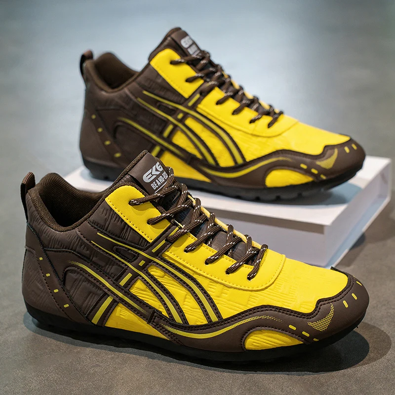 Autumn and Winter High-Top German Training Shoes for Men, Thick-Soled Casual Sneakers, Forrest Gump Trendy Shoes, Sports Racing
Autumn and Winter High-Top German Training Shoes for Men, Thick-Soled Casual Sneakers, Forrest Gump Trendy Shoes, Sports Racing