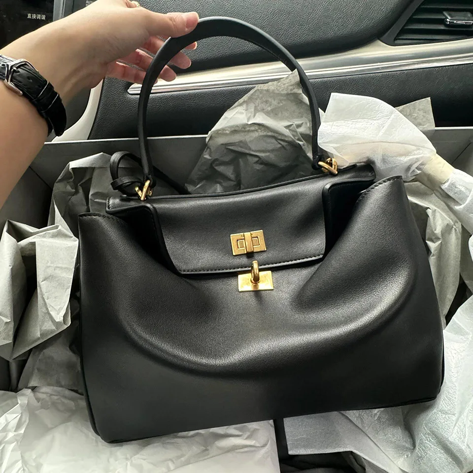 2024 New Fashionable Cool Women's Bag Handbag Leather Tote Bag Single Shoulder Cross Shoulder Underarm Bag
2024 New Fashionable Cool Women's Bag Handbag Leather Tote Bag Single Shoulder Cross Shoulder Underarm Bag