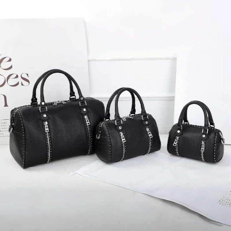 2026 New Style Fashion ZV Women's Boston Bag - Stud Handle Crossbody Bag - Pillow Bag - With Wing LOGO
2026 New Style Fashion ZV Women's Boston Bag - Stud Handle Crossbody Bag - Pillow Bag - With Wing LOGO