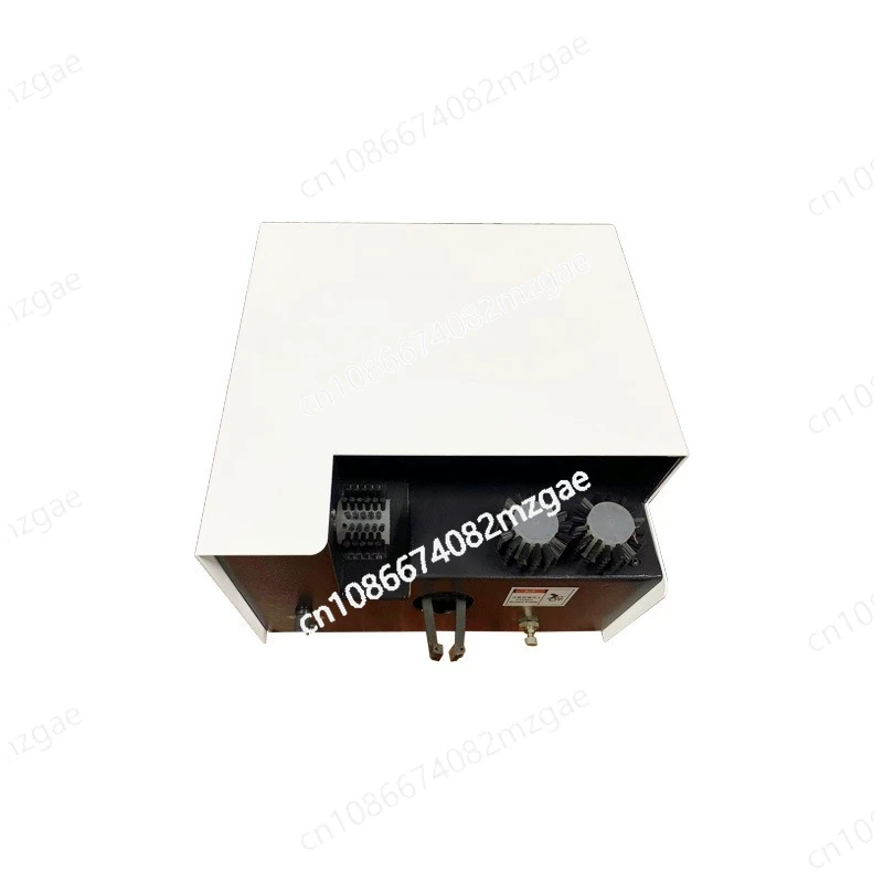 Three-brush twisting machine Shielded wire brushing machine Wire twisting machine Braided
Three-brush twisting machine Shielded wire brushing machine Wire twisting machine Braided