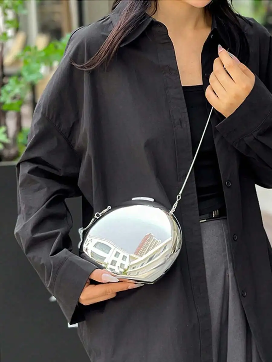Mirror Finish Mini Circular Clutch Bag For Women, Business Casual Evening Party Accessory
Mirror Finish Mini Circular Clutch Bag For Women, Business Casual Evening Party Accessory
