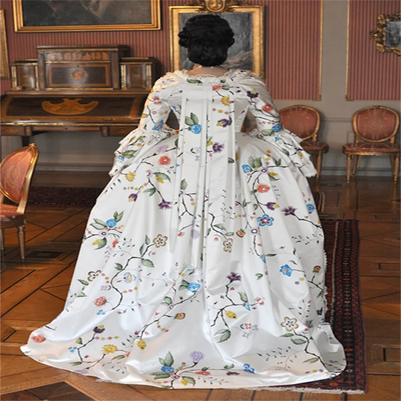 1770s Robe A La Francaise Rococo Baroque Wedding Costume French Royal Queen Marie Antoinette Ball Gown
1770s Robe A La Francaise Rococo Baroque Wedding Costume French Royal Queen Marie Antoinette Ball Gown