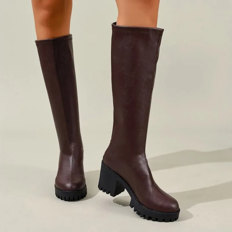 Autumn and Winter New Round Head Thick Sole Retro Heightening Mid-calf Boots with Velvet Warm and Comfortable Fashion Show Boots
Autumn and Winter New Round Head Thick Sole Retro Heightening Mid-calf Boots with Velvet Warm and Comfortable Fashion Show Boots