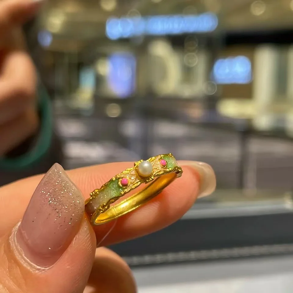 Модное эмалевое кольцо с цветочным узором, регулируемое, винтажное, позолоченное, с искусственными камнями
Модное эмалевое кольцо с цветочным узором, регулируемое, винтажное, позолоченное, с искусственными камнями