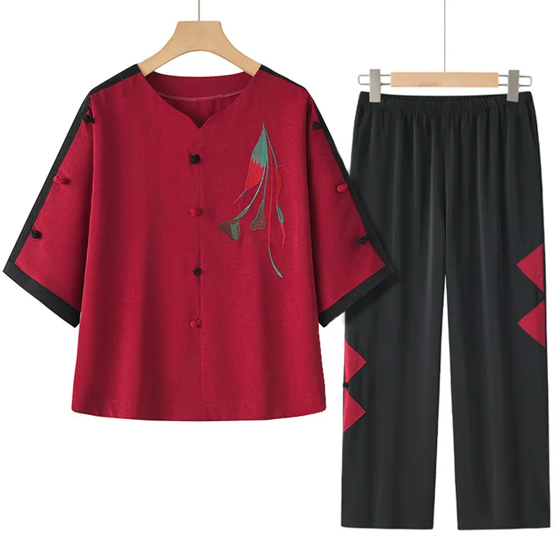 Middle Aged Mother Home Wear Summer Chinese Women's Pajamas Set Embroidered Half-sleeve T-shirt Two-piece Pyjama Pour Femme 5XL
Middle Aged Mother Home Wear Summer Chinese Women's Pajamas Set Embroidered Half-sleeve T-shirt Two-piece Pyjama Pour Femme 5XL