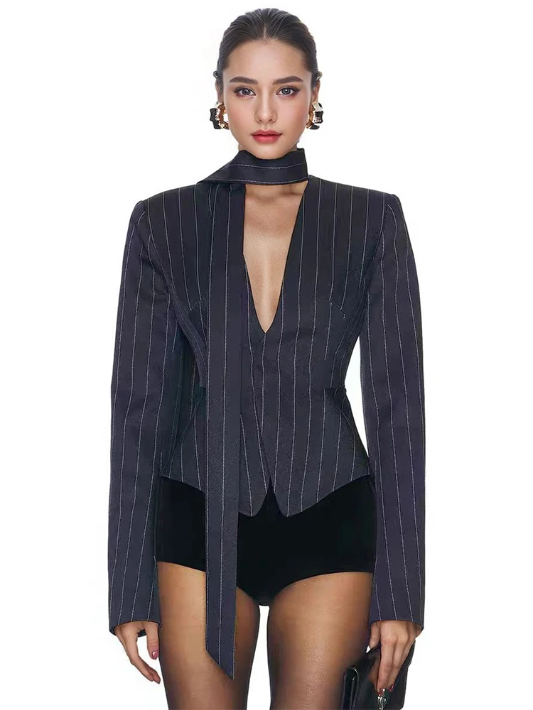 Elegant Stripe Waist-Cinching Suit Jacket Deep V-Neck Special Design Sensation Fashionable Women's Business Casual Coat
Elegant Stripe Waist-Cinching Suit Jacket Deep V-Neck Special Design Sensation Fashionable Women's Business Casual Coat