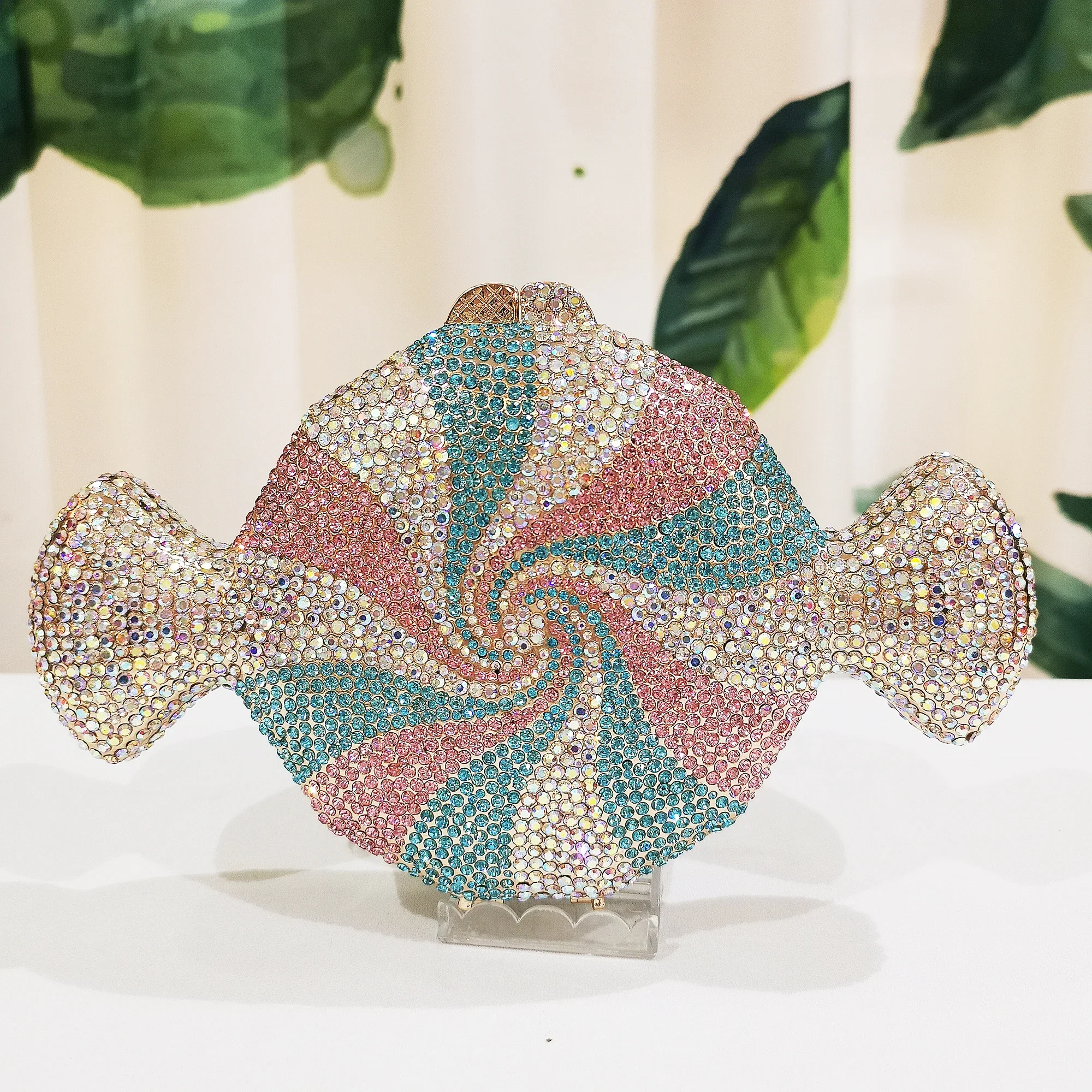 AB Rhinestone Blue Crystal Evening Clutch Bag Women Diamond Candy-Shaped Party Prom Handbags Fashion Ladies Wedding Clutches
AB Rhinestone Blue Crystal Evening Clutch Bag Women Diamond Candy-Shaped Party Prom Handbags Fashion Ladies Wedding Clutches