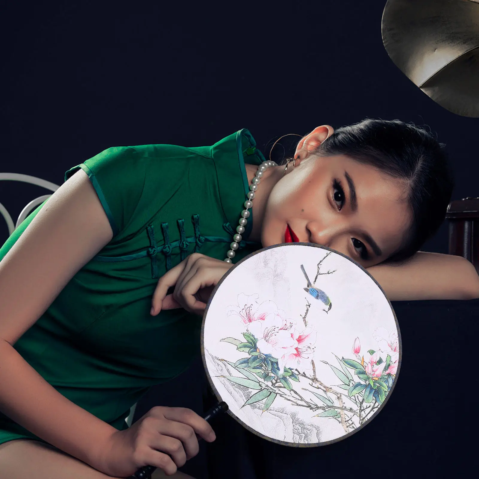 2 Pcs Classic Hand Fan Handheld Round Chinese Fans Paper China Rounded Art Paddle
2 Pcs Classic Hand Fan Handheld Round Chinese Fans Paper China Rounded Art Paddle