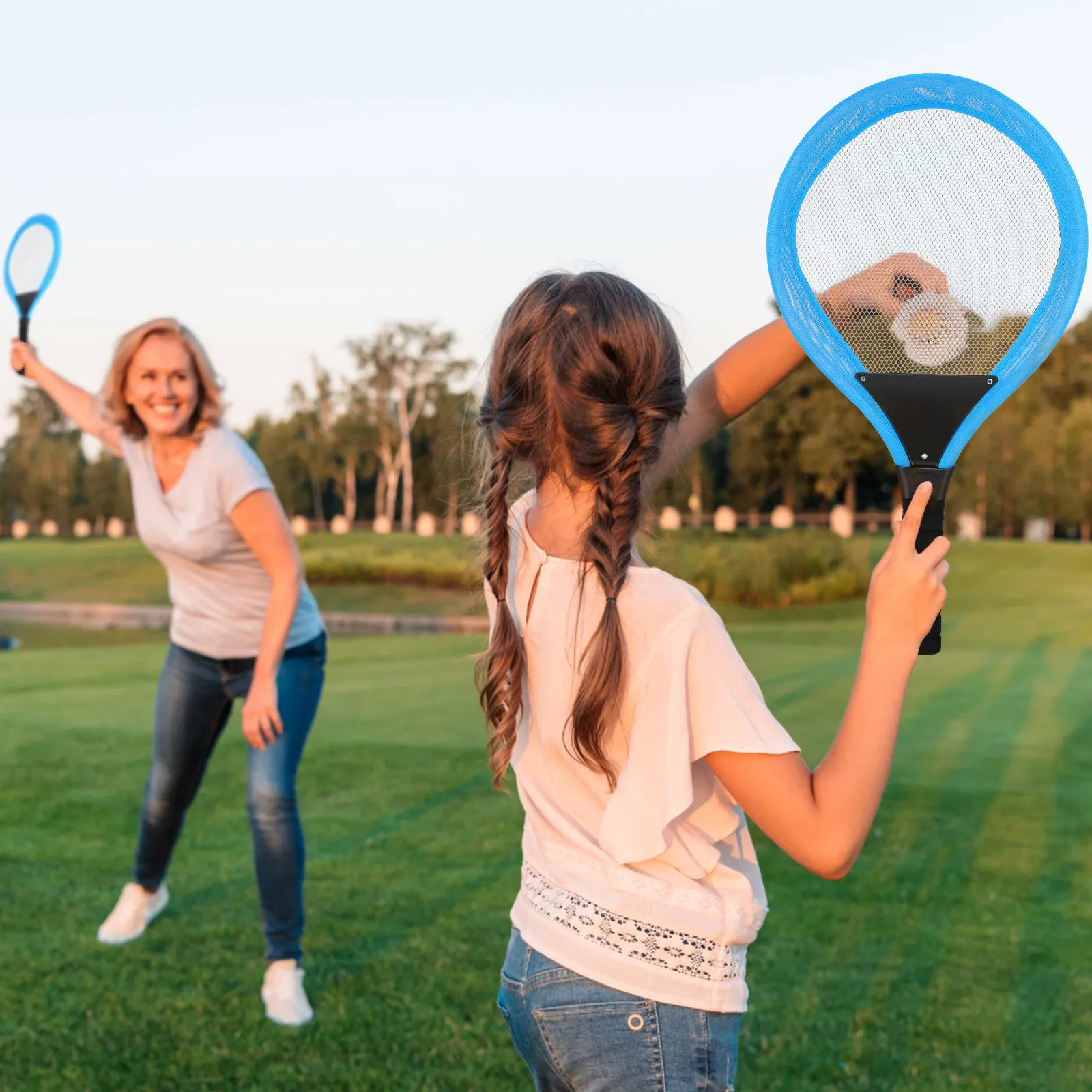 1Set Badminton Racket Kit for Kids Includes 2 Anti-Slip Handle Rackets 2 Balls 1 Portable Net Ideal for Beginners Parent-Child
1Set Badminton Racket Kit for Kids Includes 2 Anti-Slip Handle Rackets 2 Balls 1 Portable Net Ideal for Beginners Parent-Child