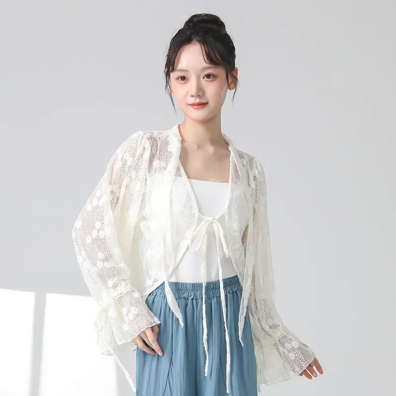 Classical dance clothes women's summer new blouse elegant body rhyme gauze clothes Chinese style folk dance performance
Classical dance clothes women's summer new blouse elegant body rhyme gauze clothes Chinese style folk dance performance