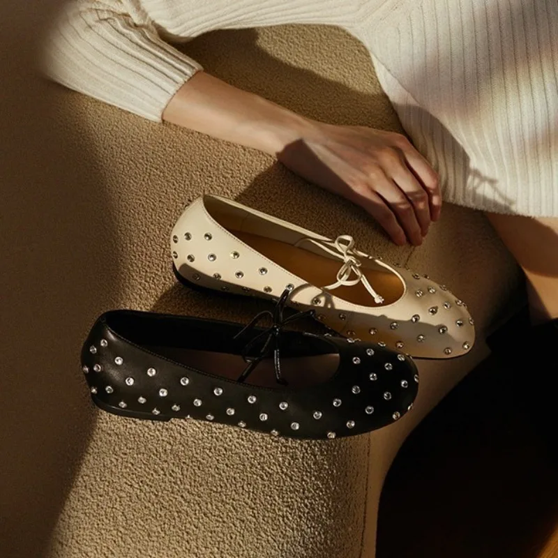 Sheepskin Version~ins-style Retro Round-toe Bowknot Slip-on Loafers Mary Jane Rhinestone Flat Shoes for Women
Sheepskin Version~ins-style Retro Round-toe Bowknot Slip-on Loafers Mary Jane Rhinestone Flat Shoes for Women