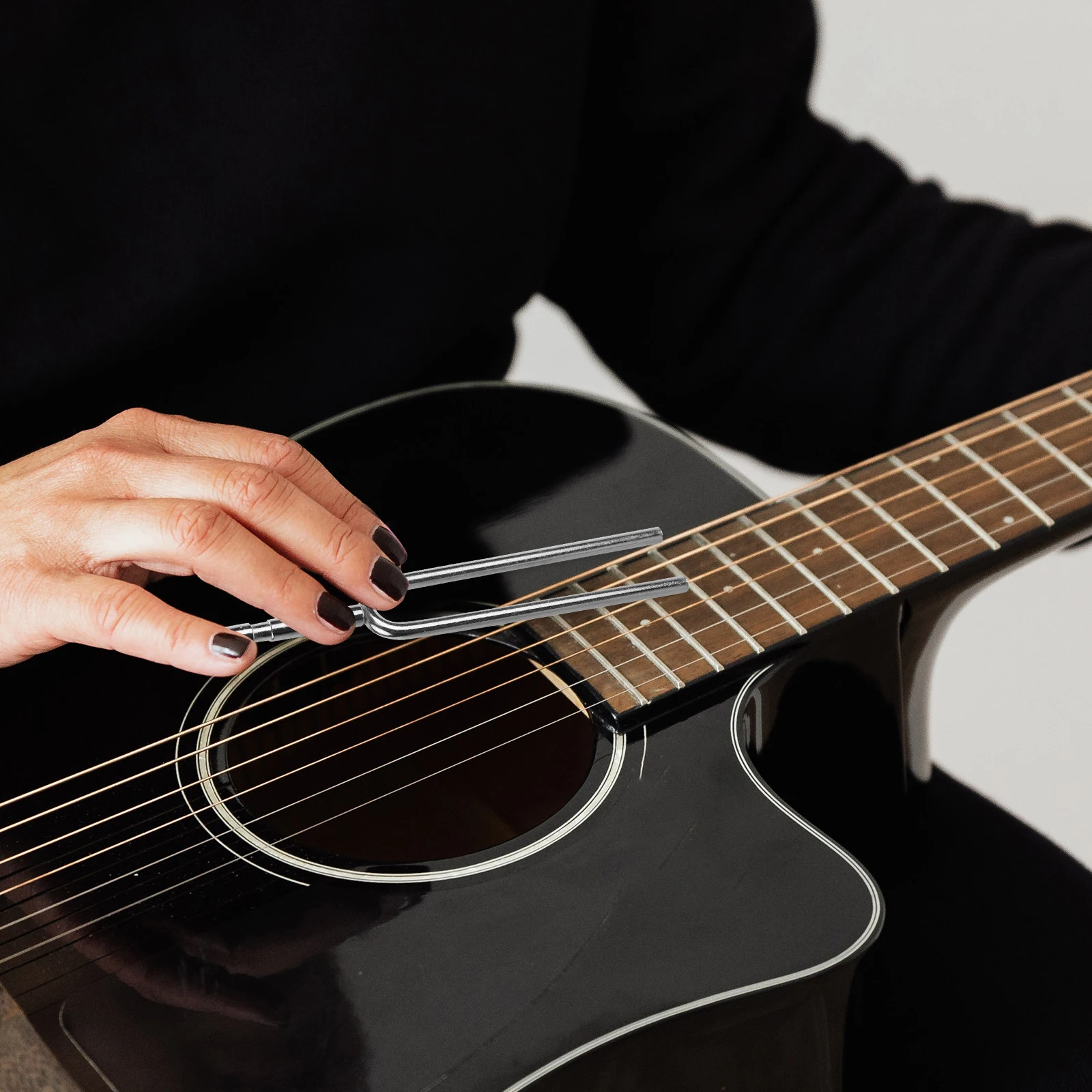 A Tone A440Hz Metal Guitar Tuner A440 Tuning Fork Musical Accessories Durable Guitar Tuning Fork Parts Instruments
A Tone A440Hz Metal Guitar Tuner A440 Tuning Fork Musical Accessories Durable Guitar Tuning Fork Parts Instruments