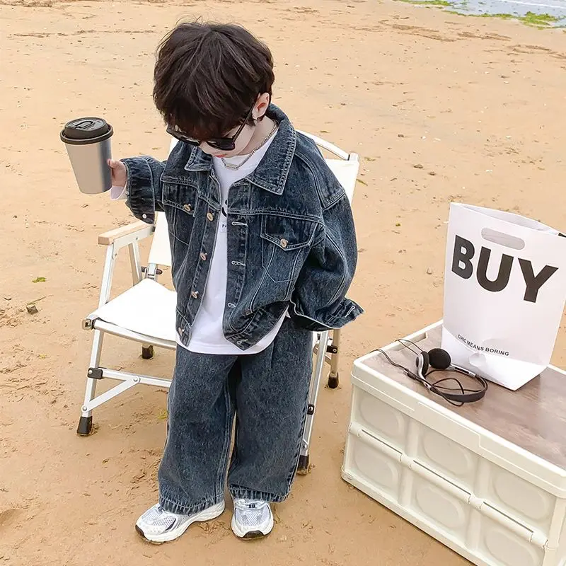 Baby Boys Jeans Sets Fashion Cool Coats Tops Wide Leg Pants 2025 Spring Autumn New Korean Style Childrens Two Piece Sets
Baby Boys Jeans Sets Fashion Cool Coats Tops Wide Leg Pants 2025 Spring Autumn New Korean Style Childrens Two Piece Sets