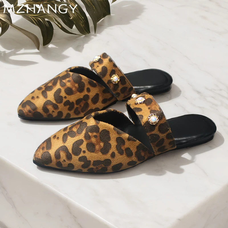 Leopard Pointed Toe Flats Slippers Fashion Casual Women Shoes 2025 Suede Slingback Spring Sandals New Mules Shoes Trend Mujer
Leopard Pointed Toe Flats Slippers Fashion Casual Women Shoes 2025 Suede Slingback Spring Sandals New Mules Shoes Trend Mujer
