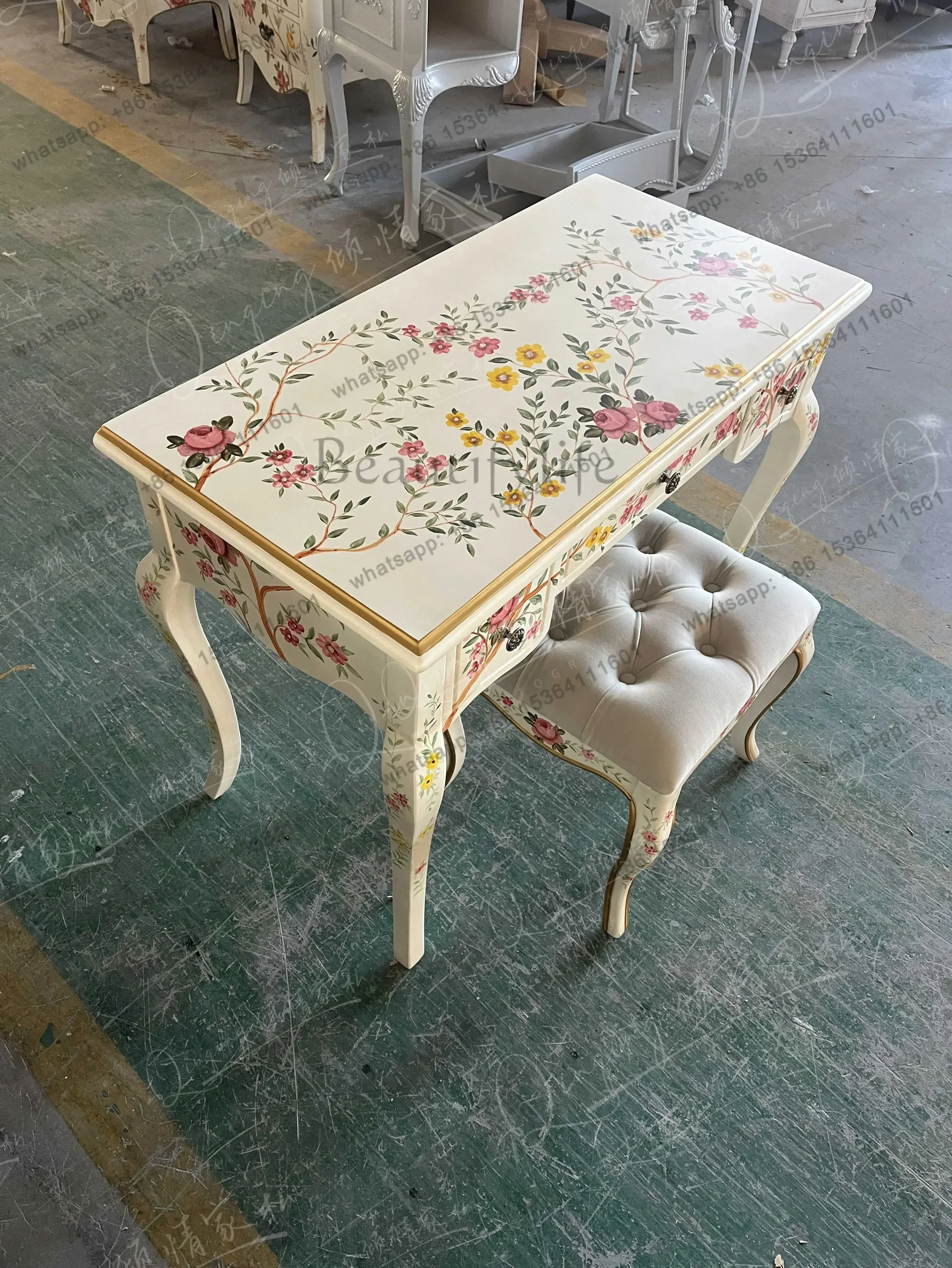 LX French romantic solid wood hand-painted dressing table American bedroom home writing desk high-end furniture can be customizS
LX French romantic solid wood hand-painted dressing table American bedroom home writing desk high-end furniture can be customizS