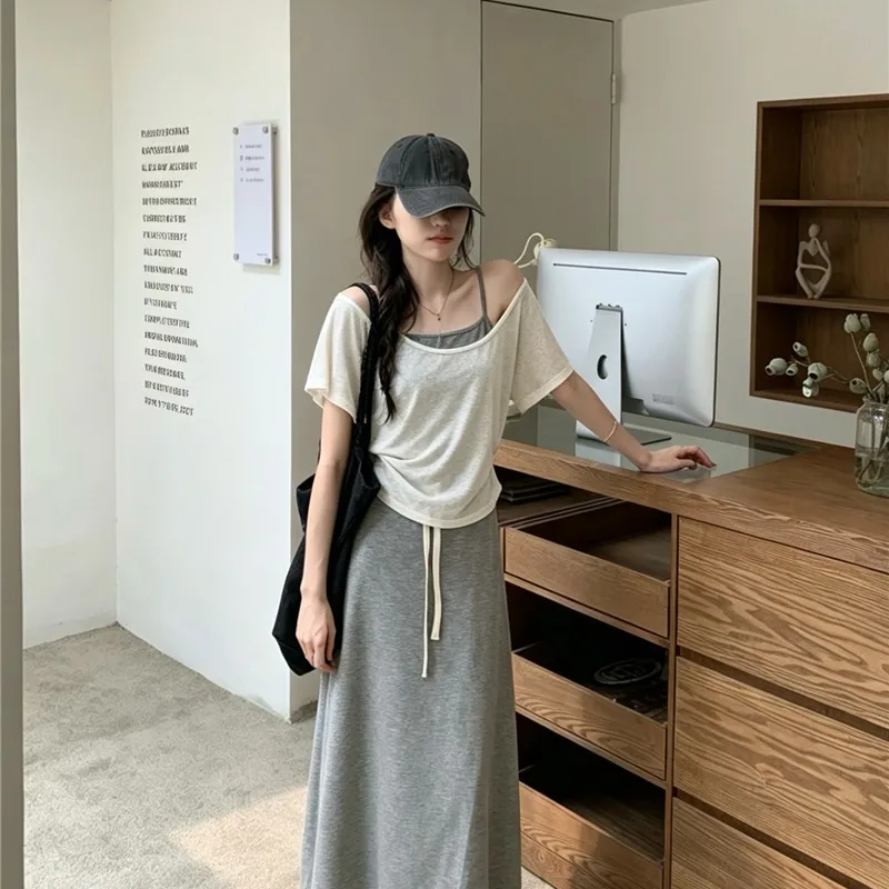 Slimming Color Short Sleeve T-Shirt Casual A-Line High Waist Skirt Three Piece Set Summer New Style Drawstring Vest
Slimming Color Short Sleeve T-Shirt Casual A-Line High Waist Skirt Three Piece Set Summer New Style Drawstring Vest