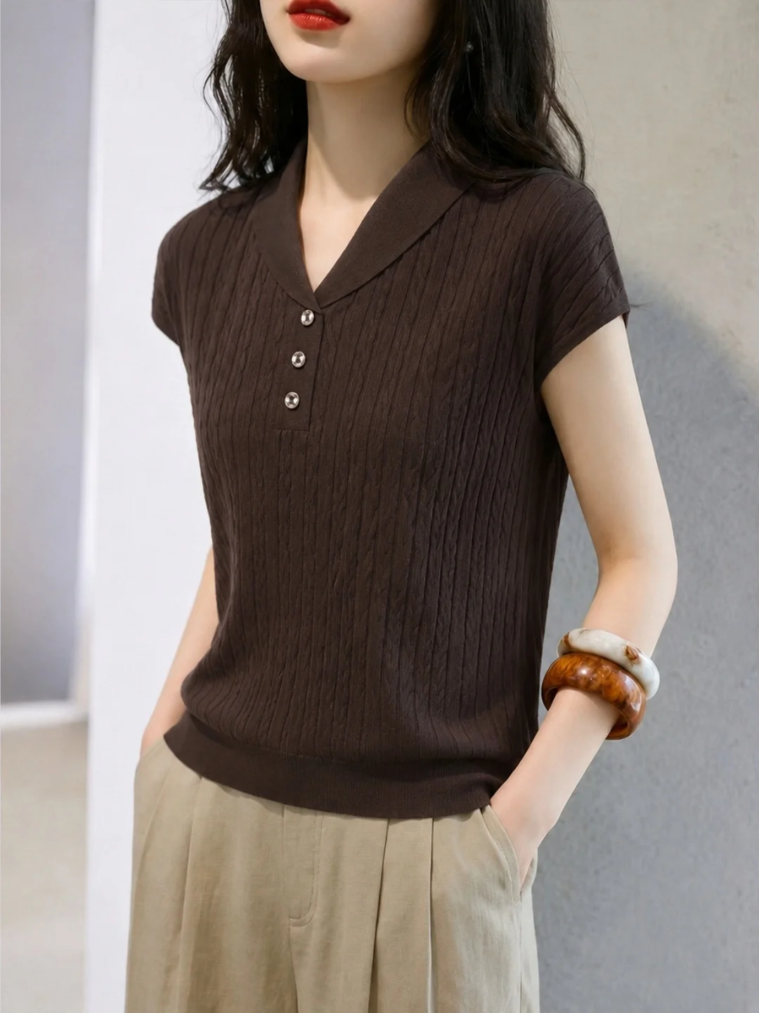 Korean Style Ice Silk Knitted Top Women's Soft Comfortable Short Sleeve Versatile Fashionable Summer New Arrival
Korean Style Ice Silk Knitted Top Women's Soft Comfortable Short Sleeve Versatile Fashionable Summer New Arrival