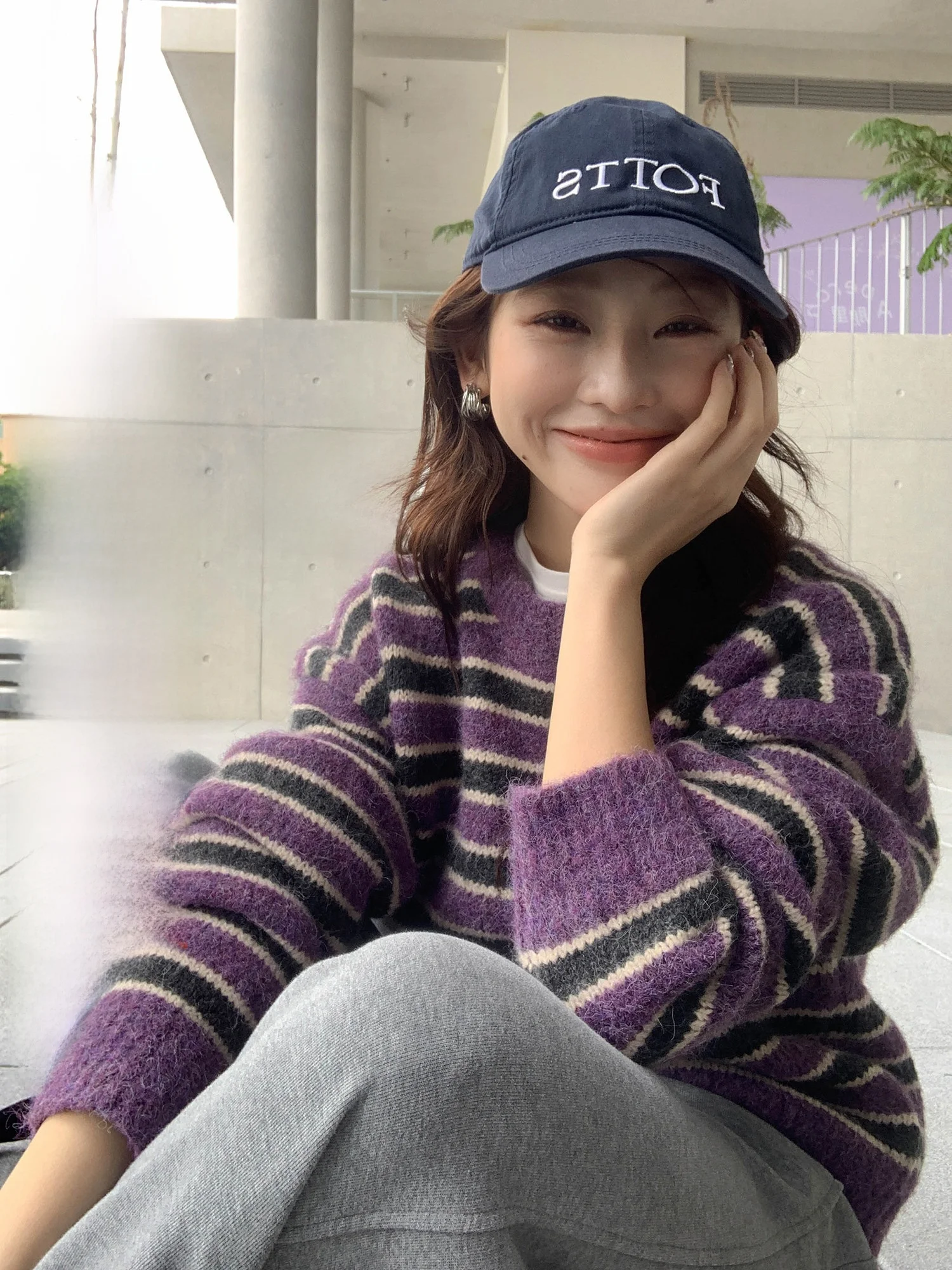 Женский шерстяной вязаный свитер в фиолетовую полоску, зимний, новый, удобный, в стиле кэжуал, свободного кроя, с круглым вырезом, длинный рукав
Женский шерстяной вязаный свитер в фиолетовую полоску, зимний, новый, удобный, в стиле кэжуал, свободного кроя, с круглым вырезом, длинный рукав