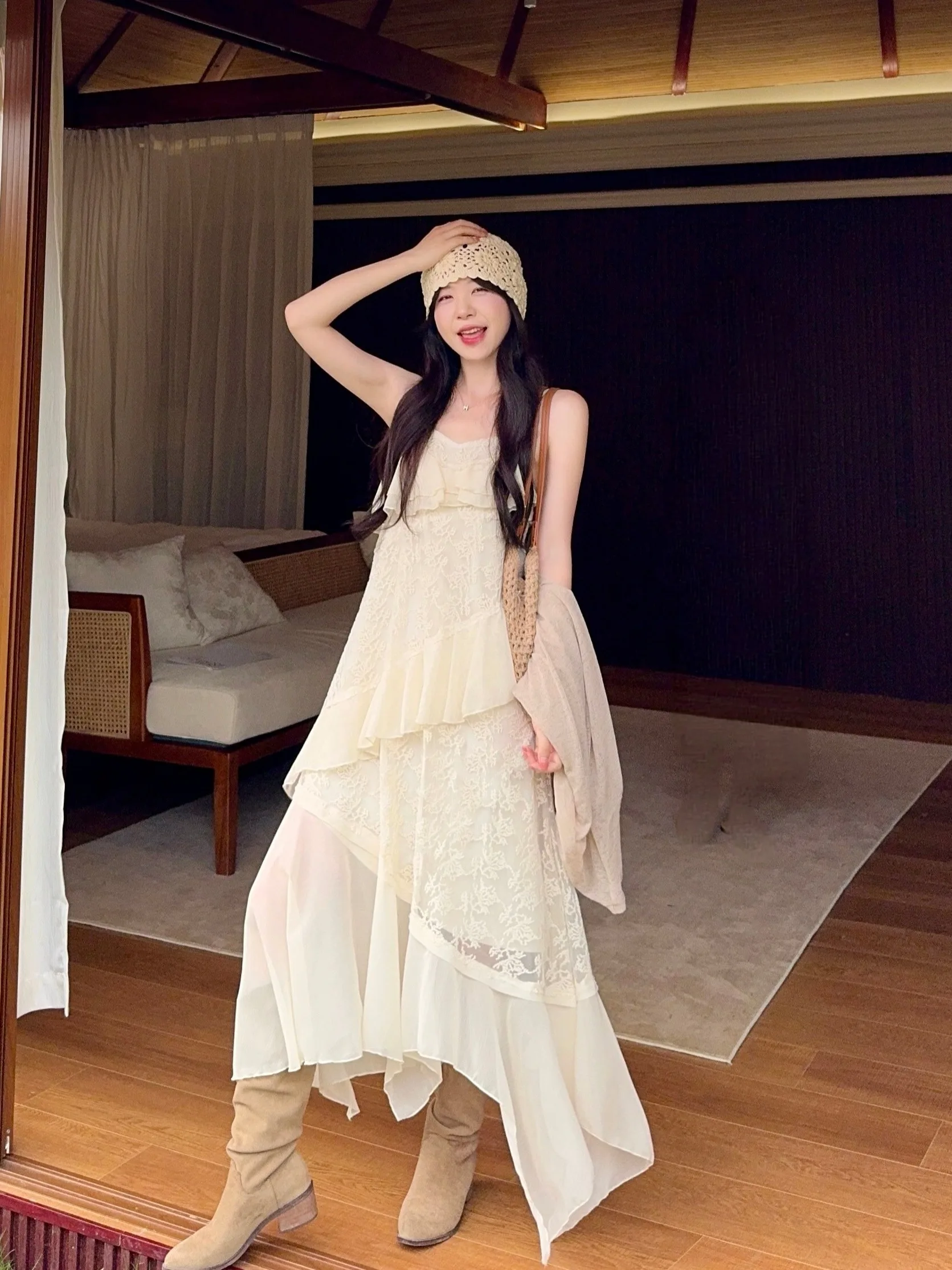 plus Size Women's Lace Halter Dress Summer New Style Beautiful Long Skirt Asymmetrical Hemline Korean Style Commute Fashion
plus Size Women's Lace Halter Dress Summer New Style Beautiful Long Skirt Asymmetrical Hemline Korean Style Commute Fashion