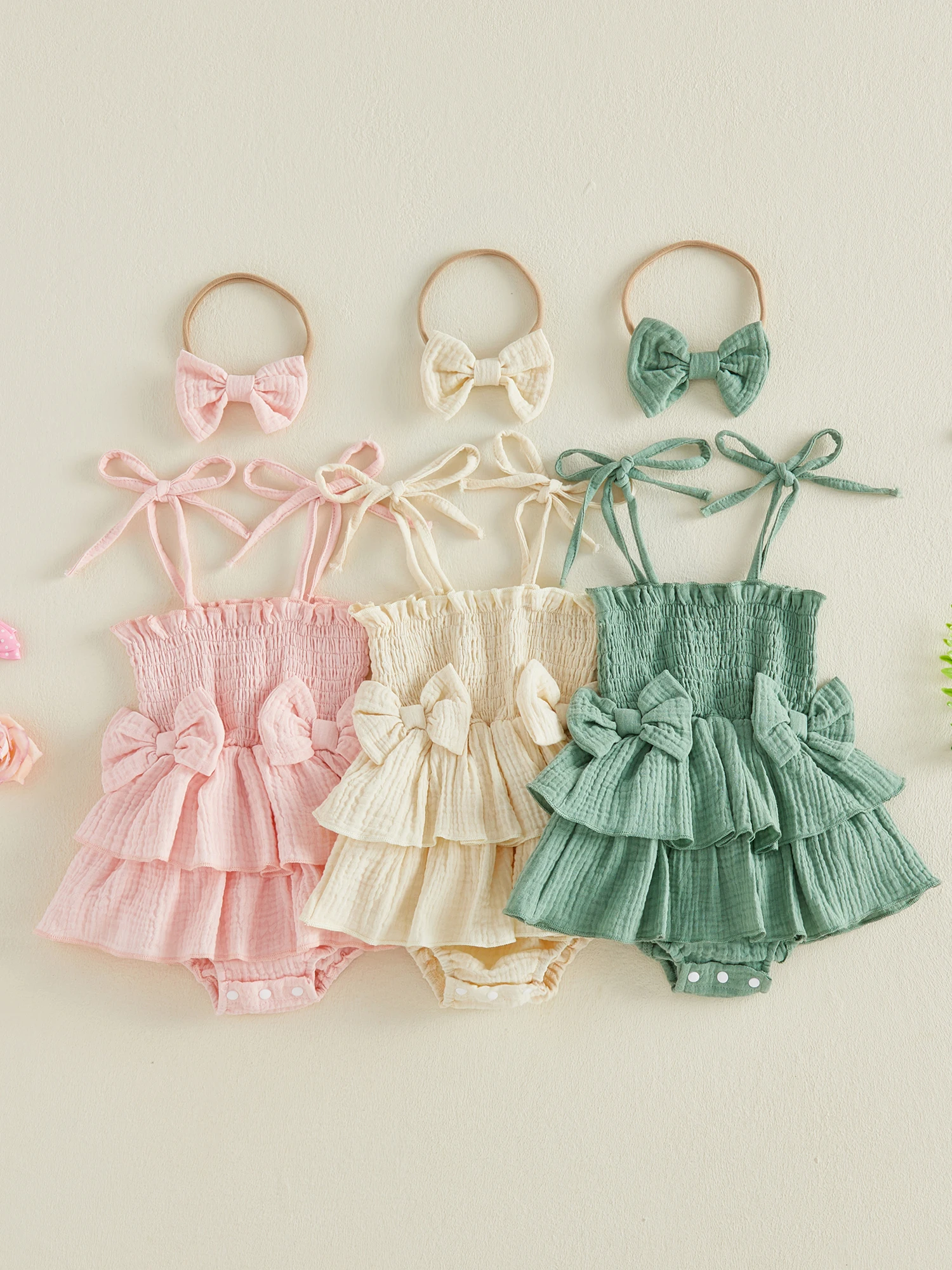 Очаровательный комплект-комбинезон для маленьких девочек: платье без рукавов с подходящей повязкой на голову и милым бантом, летний наряд для новорожденных
Очаровательный комплект-комбинезон для маленьких девочек: платье без рукавов с подходящей повязкой на голову и милым бантом, летний наряд для новорожденных