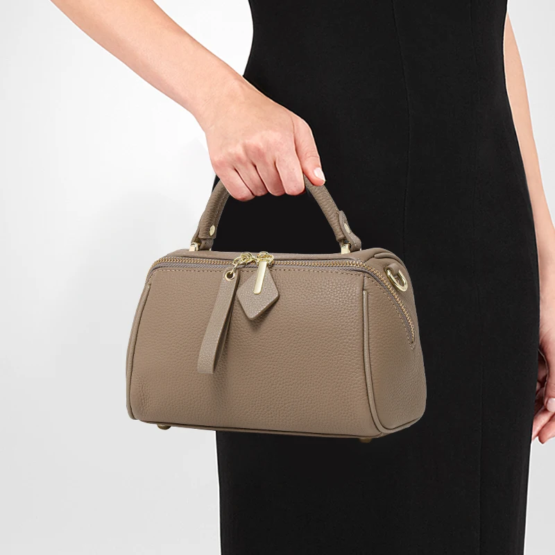 Leather leather handbag Boston simple shoulder cross-body pillow women 2025 high-end sense large capacity removable strap
Leather leather handbag Boston simple shoulder cross-body pillow women 2025 high-end sense large capacity removable strap