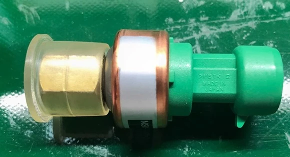 BE009I-U108 low pressure sensor transmitter 00PPG000012100
BE009I-U108 low pressure sensor transmitter 00PPG000012100