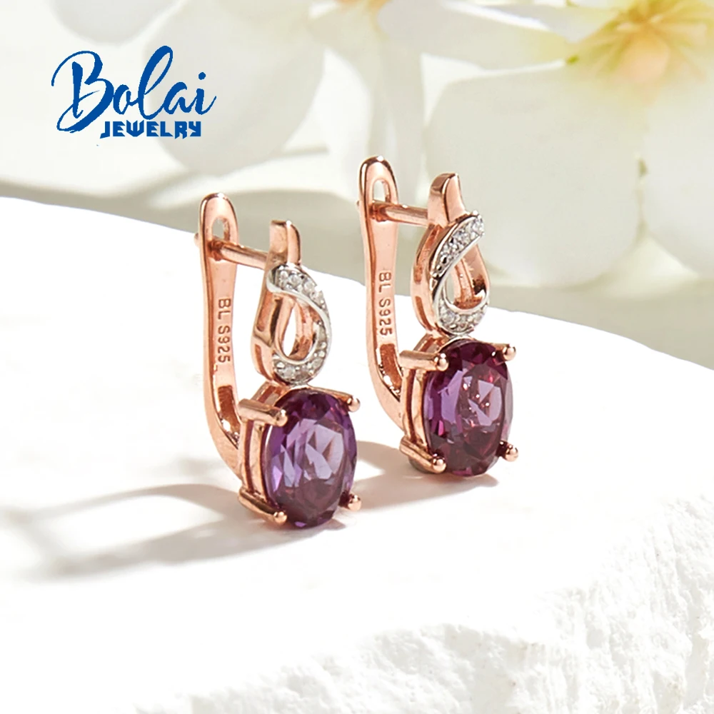 925 Sterling silver elegant Earring with created color change alexander stone for women daily wear jewelry gift
925 Sterling silver elegant Earring with created color change alexander stone for women daily wear jewelry gift
