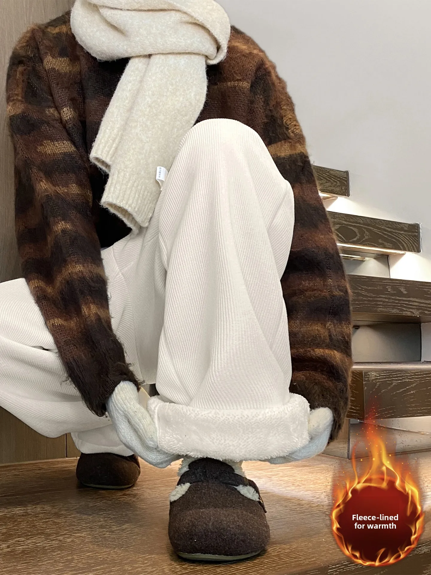 Thiened Fce Corduroy Men's Casual Pants Winter Warm Anti-Cold Wide Leg Loose Straight Tube Trousers Comfortable Leisure ...
Thiened Fce Corduroy Men's Casual Pants Winter Warm Anti-Cold Wide Leg Loose Straight Tube Trousers Comfortable Leisure ...