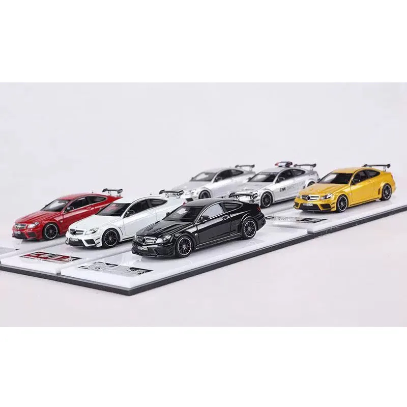 1/64 Resin C63 Series Car Model Toys Gifts Collection Adult Souvenir Decoration Static Display
1/64 Resin C63 Series Car Model Toys Gifts Collection Adult Souvenir Decoration Static Display