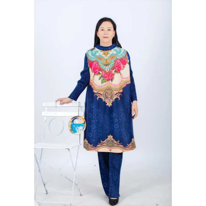 2025 Summer New Round Neck Long Sleeve Loose Big Size Printing Top Pleated Casual Pants Two-piece Miyake Fashion Women's Suit
2025 Summer New Round Neck Long Sleeve Loose Big Size Printing Top Pleated Casual Pants Two-piece Miyake Fashion Women's Suit