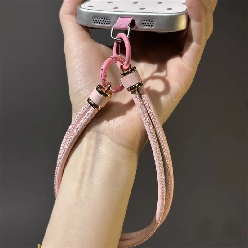 Stylish Leather Mobile Phone Lanyard Short Wrist Hand Rope Pendant Durable Anti-Lost Strap for Phones
Stylish Leather Mobile Phone Lanyard Short Wrist Hand Rope Pendant Durable Anti-Lost Strap for Phones