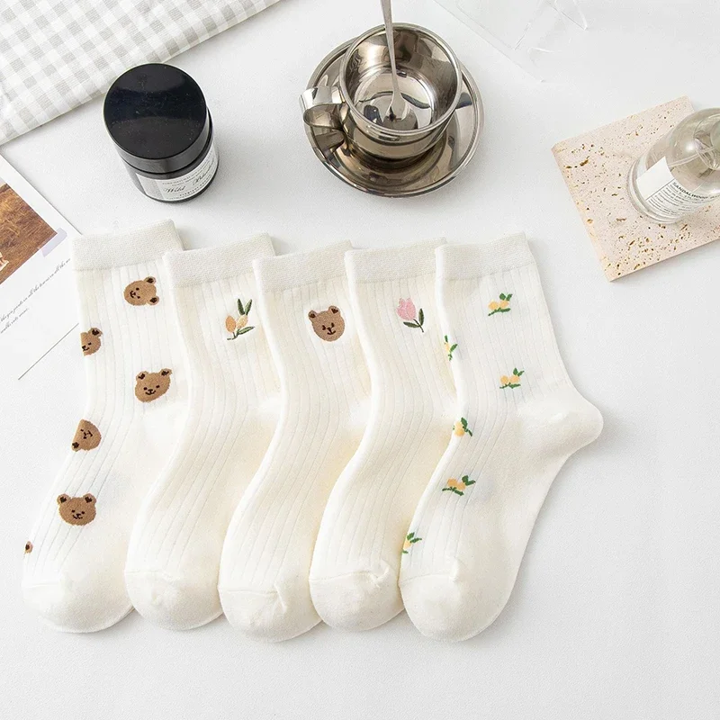 5 Pairs Of Summer Women's Pure Cotton Socks White Cartoon Teddy Bear Embroidered Medium Tube Socks Kawaii Women's Socks
5 Pairs Of Summer Women's Pure Cotton Socks White Cartoon Teddy Bear Embroidered Medium Tube Socks Kawaii Women's Socks