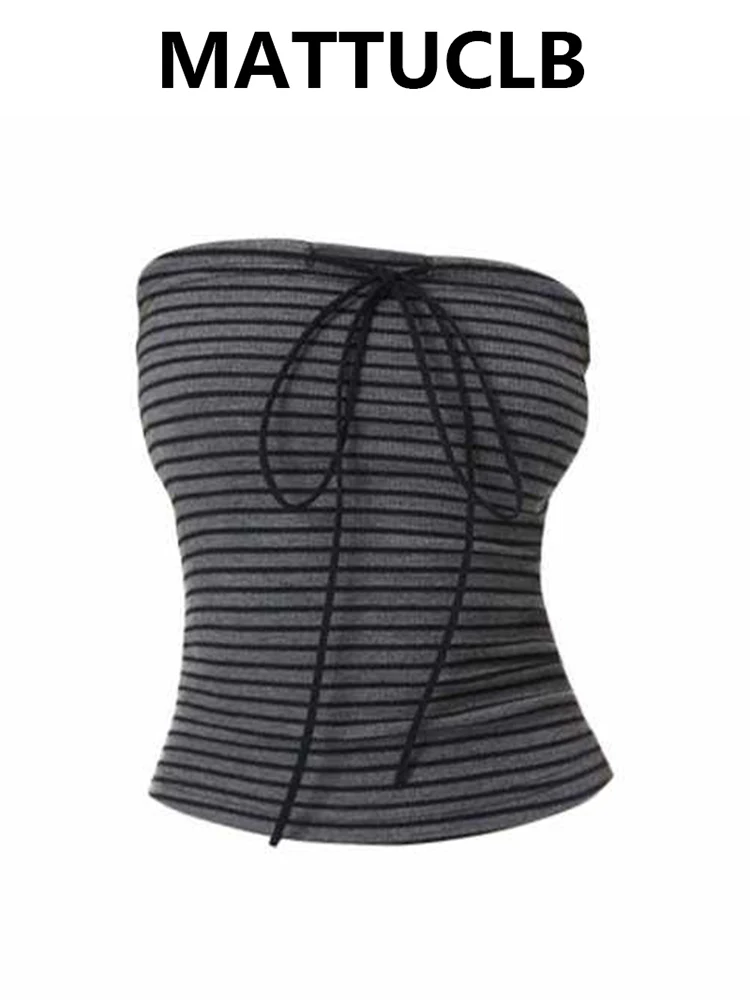 2025 Summer Women Korean Fashion Gyaru Striped Tube Top Coquette 2000s Aesthetic Crop Tops Shoujo Girl Kpop Cute Core Hot Sexy
2025 Summer Women Korean Fashion Gyaru Striped Tube Top Coquette 2000s Aesthetic Crop Tops Shoujo Girl Kpop Cute Core Hot Sexy